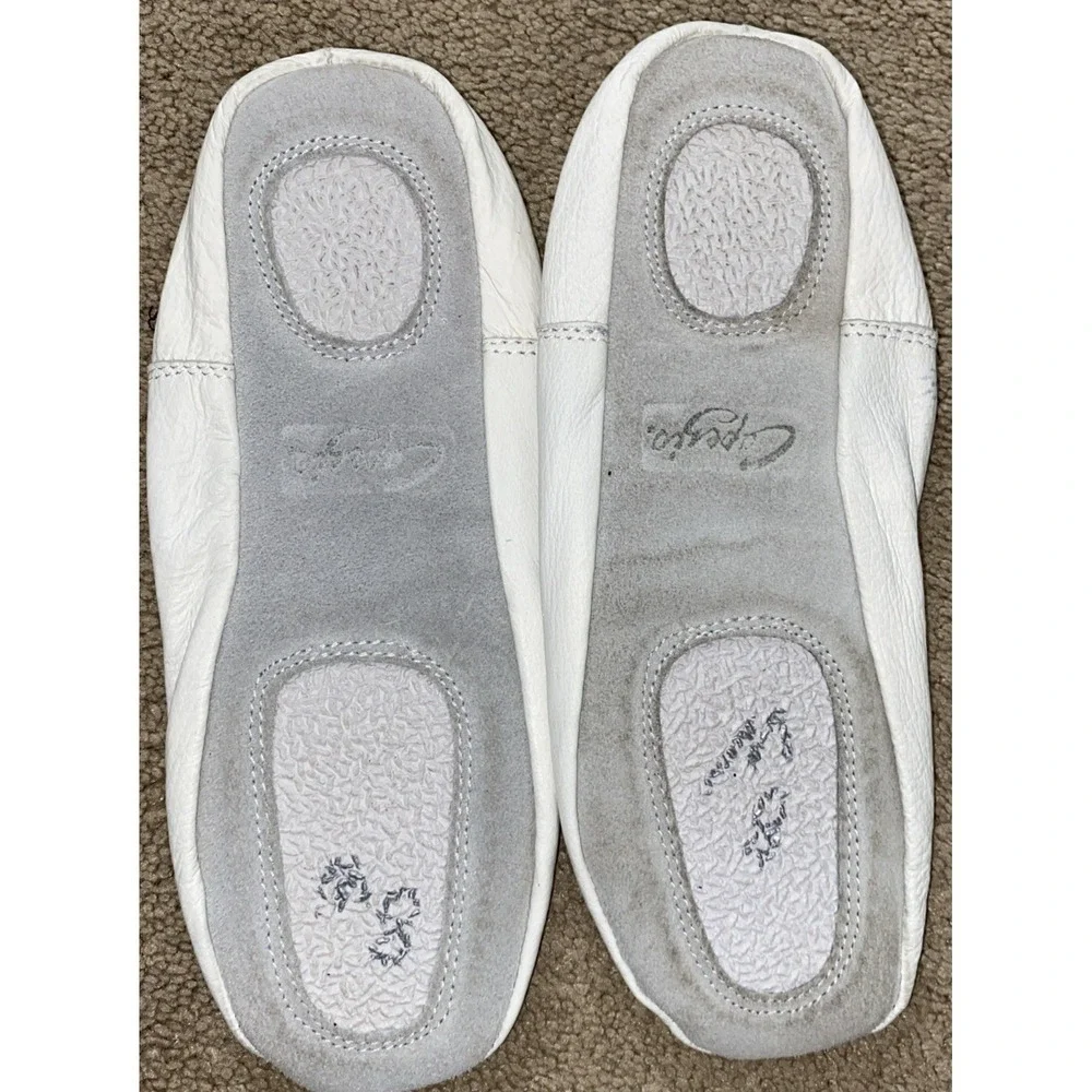 Capezio Agility EM1C Gym Shoe White Leather US 7M Gymnastics Dance Ballet